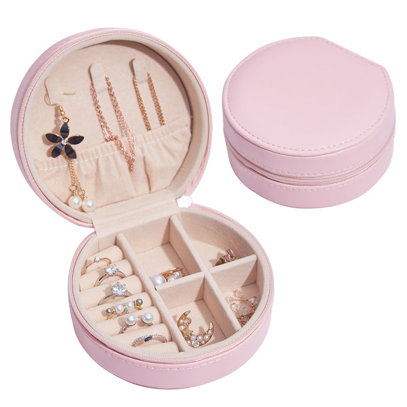 Resesmyckeskrin i läder
